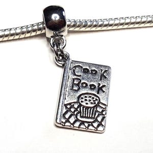 Dije de libro de cocina, recetas de la abuela, libro de cocina del chef, recetas secretas, dije de cocina, dije de repostería, compatible con pulseras de dijes de diseñador y europeas.