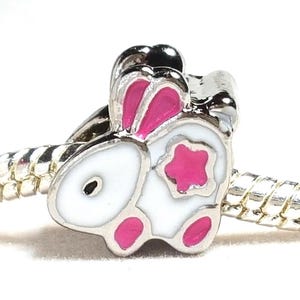 Osterhase Charm, rosa und weißes Kaninchen, doppelseitiger Charme, Kaninchen Charme, niedlicher Hasen Charme, passt Designer & europäisches Bettelarmband