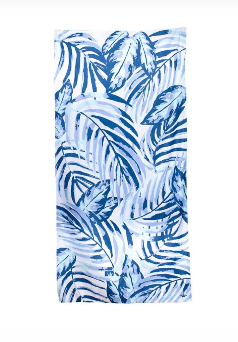 ThePinkRock Beach Towel - Thumbnail 2