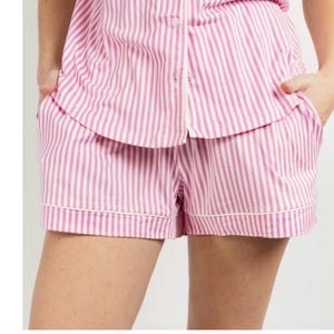 Pink Striped Sleep Shorts – Soft Polyester-Spandex Lounge Pajamas bild 1