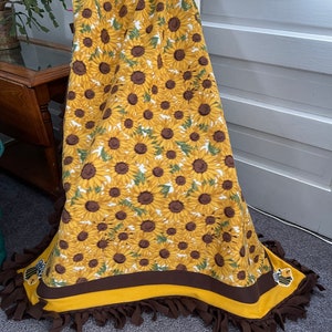 SUNFLOWER FLEECE THROW