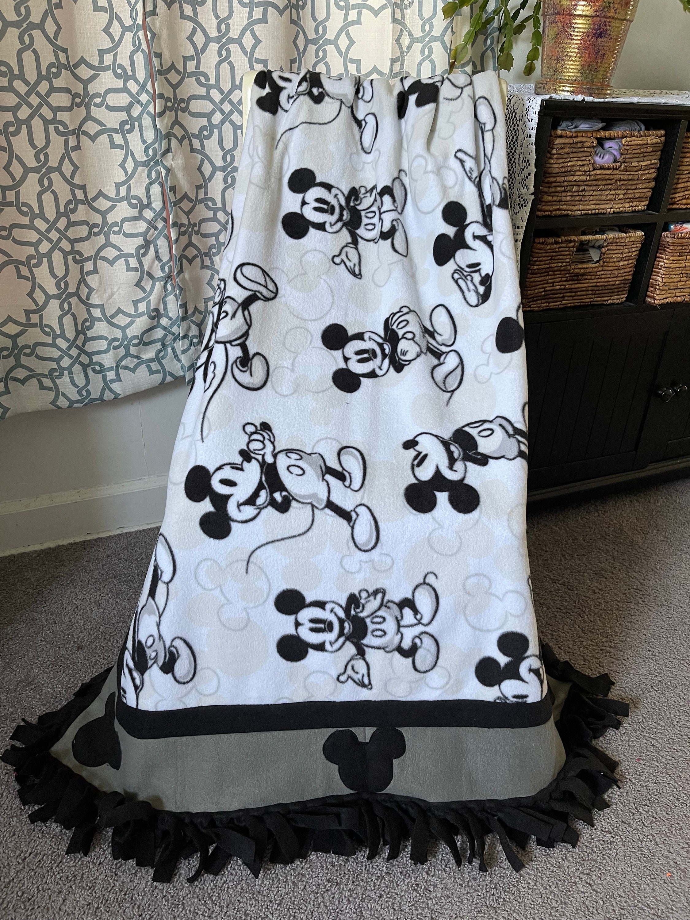 MICKEY MOUSE Toddler FLEECE Blanket