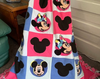 MICKEY and MINNIE MOUSE Fleece Blanket