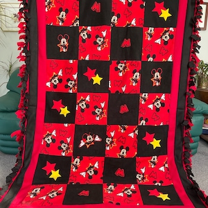 MICKEY MOUSE STAR Fleece Blanket