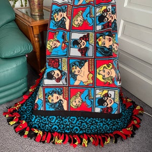 SUPER HERO GIRLS Fleece Blanket