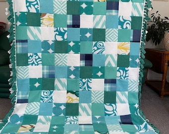 PATCHWORK FLEECE BLANKET