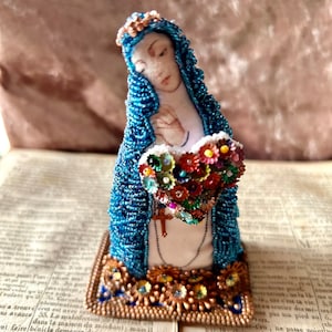 Handgemachte Jungfrau Maria mit Herz - diana d darden - vintage mix gesegnete Mutter - katholische Kunst - katholisches Zuhause - religiöse Kunst - Heilige Mutter