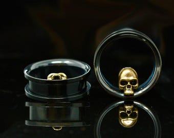 Gold Skull Stainless Steel Tunnels - Screw On Tunnel (Pair) - Pss68