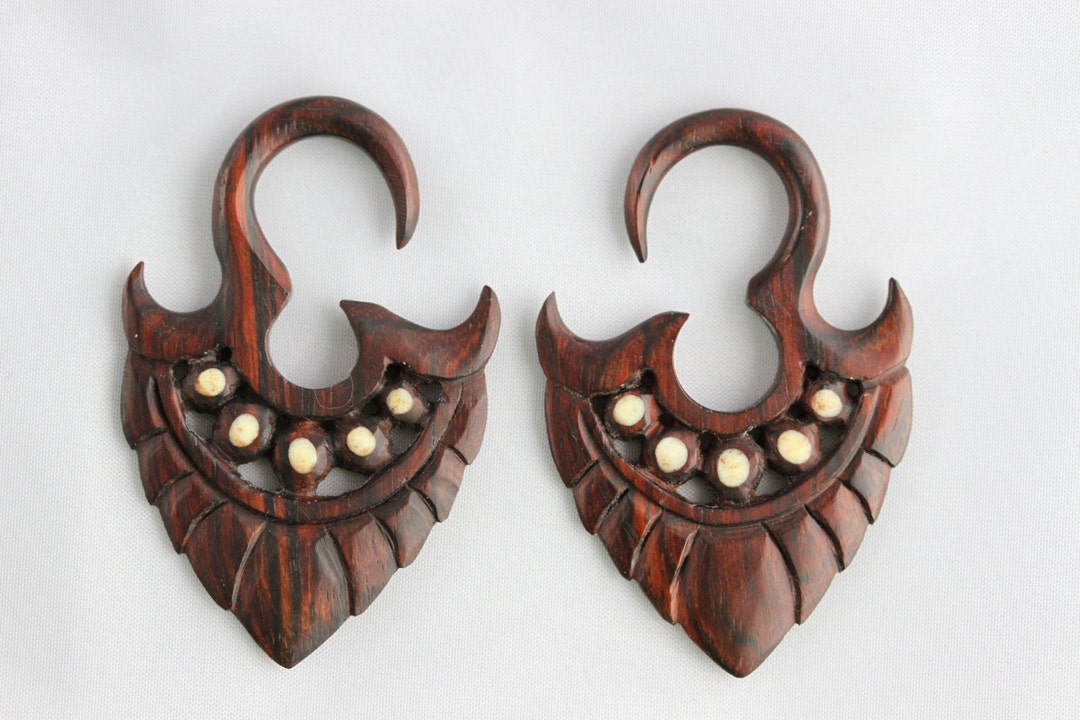 6g Wood Ear Plug Hangers 4mm Carved Wood Plug Hanger 6 Etsy