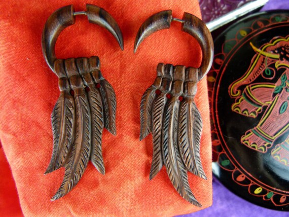 Fake Gauge Wood Four Feather Earrings for Regular Pierced Ears 4