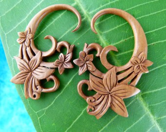 Triple Sacred Flower Earrings 8g -  3mm Stretch Earring - 8 Gauged Ears Flower Earrings - 3 mm stretching earring - Piercing stretch A046
