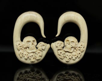 Wood Skull Hangers (Pair) - E018
