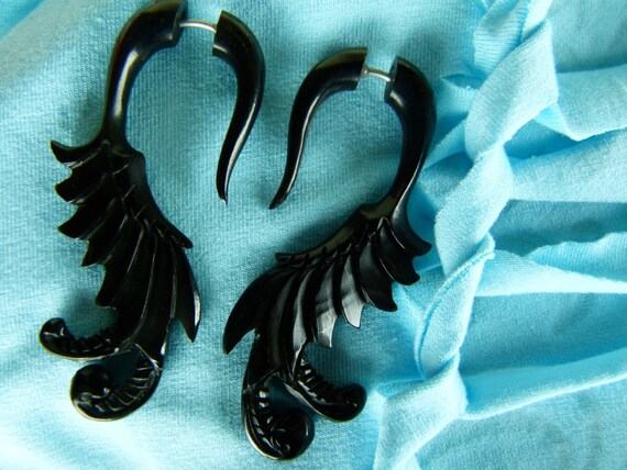 Earrings that look like plugs deals