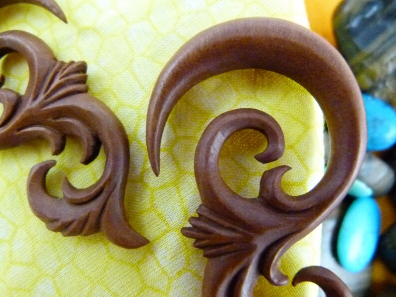 8mm Ear Stretch 0 Gauged Wood Earrings 0 Gauge / 8 Mm Sawo Etsy