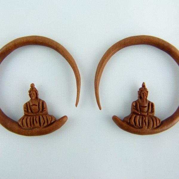 Buddha Earring Stretchers 3mm 8 gauge - Buddha Meditating Earring Plugs 3 mm 8g Wood Stretch Ear Buddha Tapers - Stretch your ears *A020