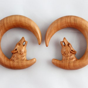 Wolf Stretch Plug Earring 13 mm Hand Carved 1/2 Stretching Gauge 1/2 Plug Earrings 13mm Hand Carved Wolf Plug Hangers A057 image 4