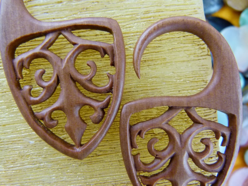 4mm sawo wood stretching Earrings 4mm stretched ears *A040 6g Stretch Earrings 6 gauge 4 mm Stretch Earrings 6g Stretched ears