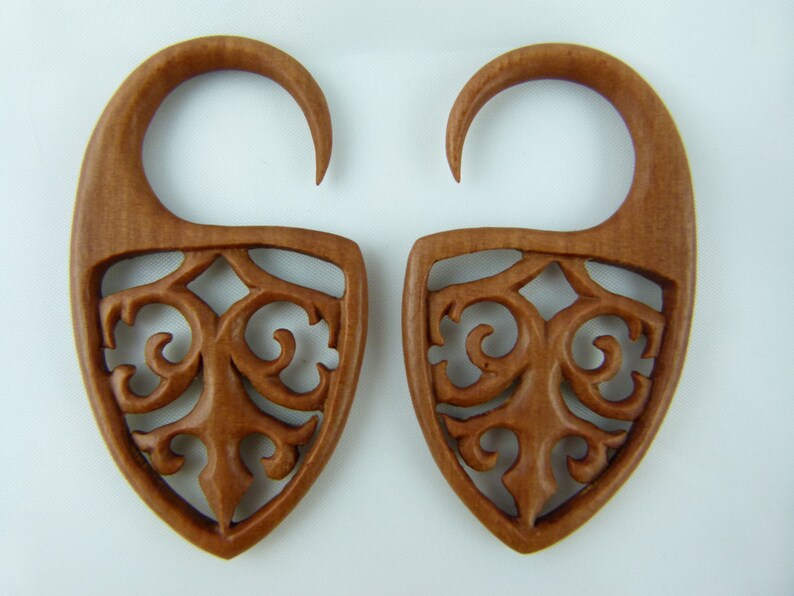 4mm sawo wood stretching Earrings 4mm stretched ears *A040 6g Stretch Earrings 6 gauge 4 mm Stretch Earrings 6g Stretched ears