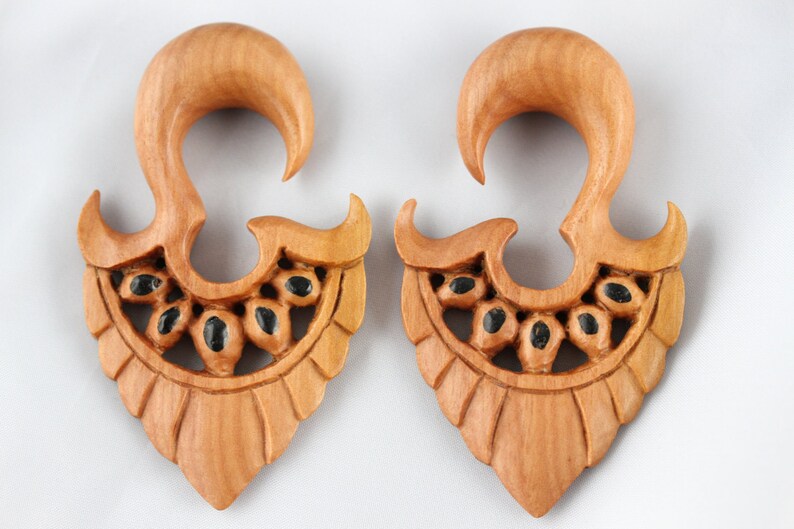 14mm Wood Stretch Ear Plugs 9/16 14 mm carved wood Etsy