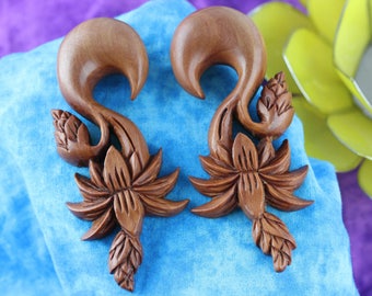 3/4"" Growing Flower Wood Earrings - 19 mm Stretch Gauged Earrings -  3/4" Hand Carved Stretch Earrings - 19mm ear stretch - A025