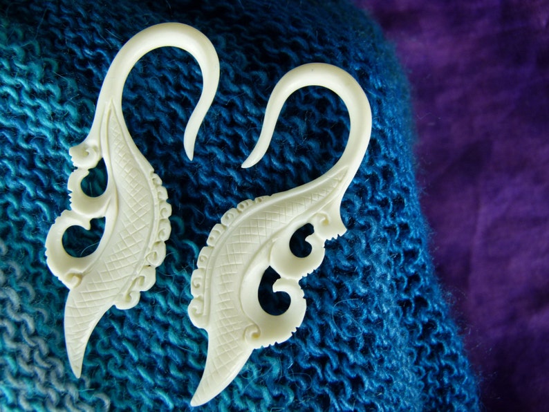 6 Gauge Bone White Earrings Bone 4 mm 6 gauge Expanding Etsy