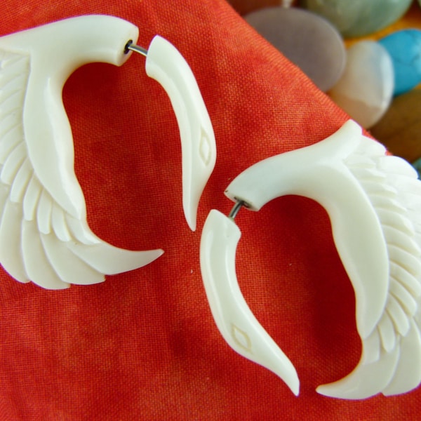 Fake Gauge White Swan Earrings -  Bone Swan Hanger Earrings - White Earrings - Fake Gauge White Hanger Earring - spirit animal earring *C045