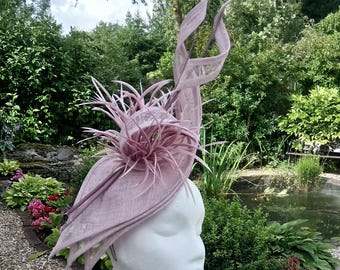 Pink hatinator. Kentucky Derby, wedding Fascinator, Mother of the Bride Hat, Royal Ascot Fascinator, Ladies Day Hat,