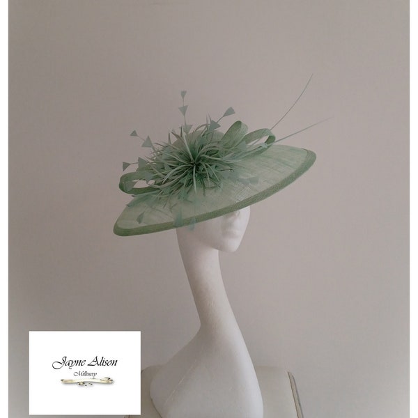 Green, Mint, Pistachio hatinator, wedding hat, Mother of the bride, Royal Ascot, Kentucky Derby, Ladies Day, Church Hat