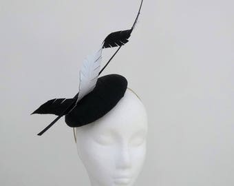 Black and White Fascinator. Button 