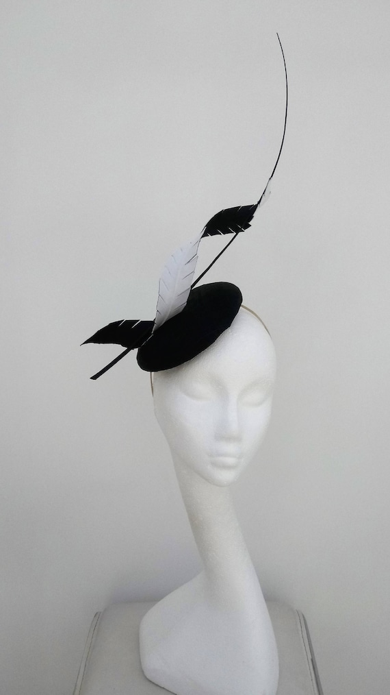 Striking Black and white Fascinator. Button Hatinator | Etsy