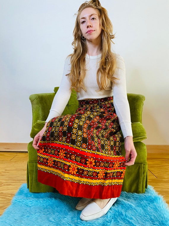 1970s daisy skirt