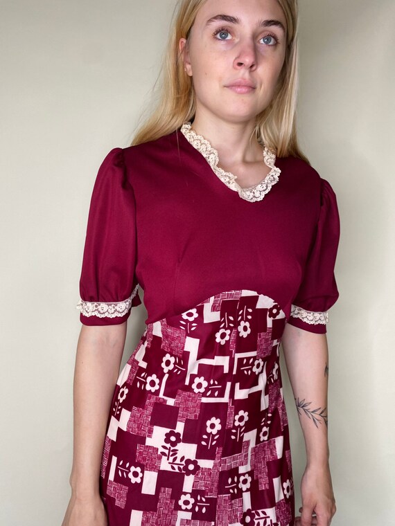 1970s Floral Maxi Dress - image 5