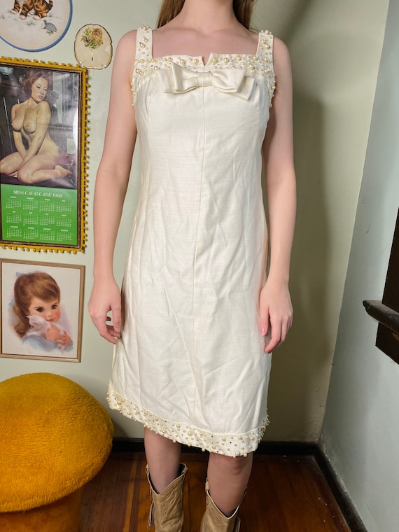 1960s Ivory Cocktail Dress - image 4