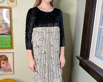 Vintage 90s Babydoll Dress, Little Black Grunge Dress, Size 6, Made in USA - Etsy Vintage 90s Babydoll Dress, Little Black Grunge Dress, Size 6, Made in USA - Etsy