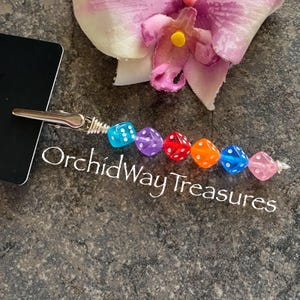 Colorful Dice Multi-Use/ATM Clip Bracelet Helper Credit/Debit Card Puller Card Grabber Wand Clip Long Nail Saver Clip Gift for Gambler Craps