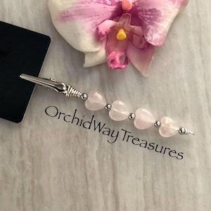 Multi-Use Clip Rose Quartz Heart Bracelet Helper ATM Credit/Debit Card Clip Long Nail Clip Card Puller Card Grabber Pink Quartz Wand