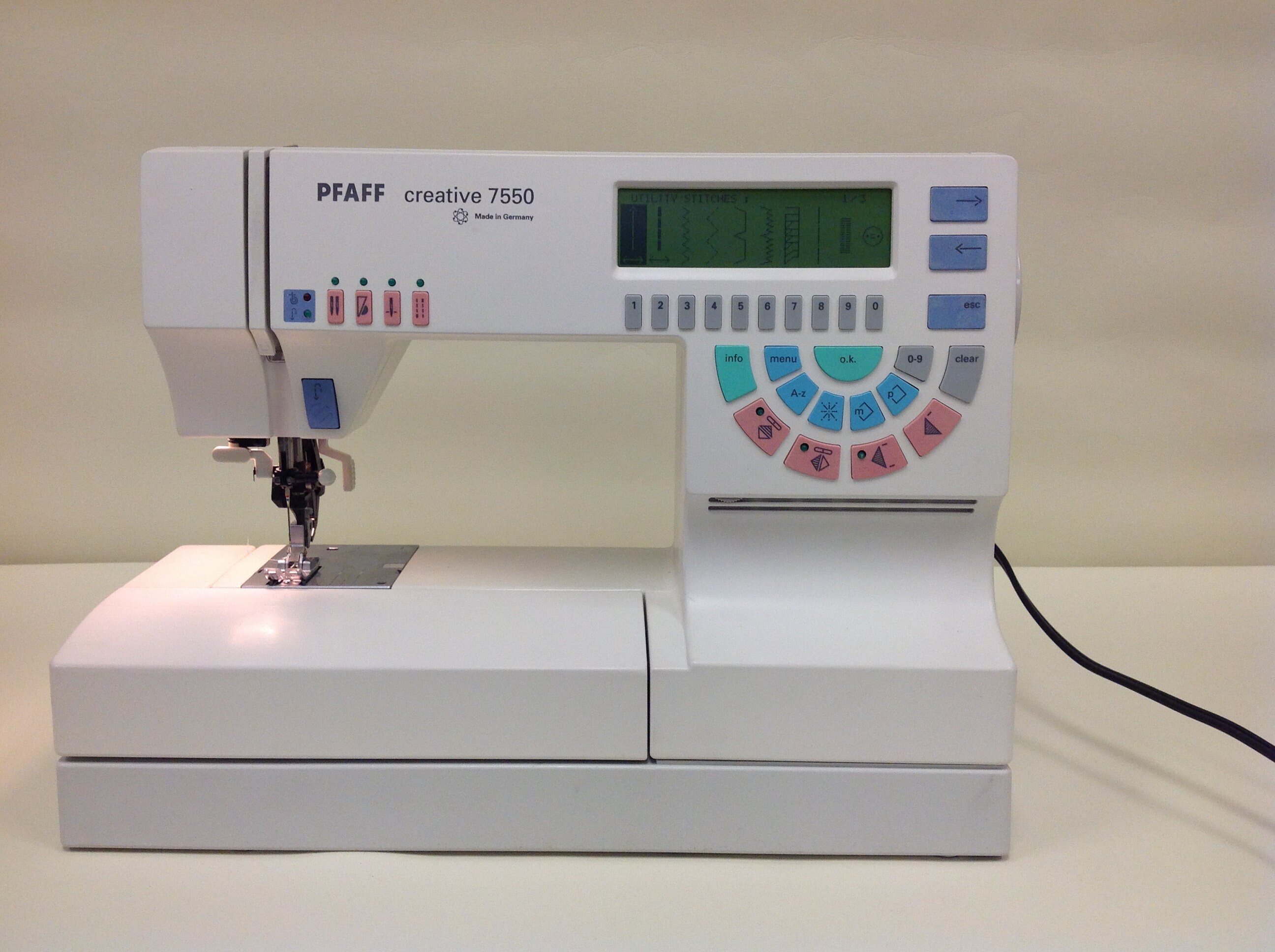 Pfaff Creative Vision for sale 54 ads for used Pfaff Creative Visions