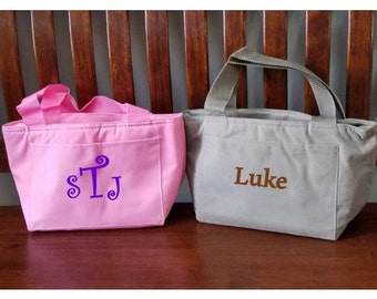 Monogrammed Insulated Lunch Bag------Great Teacher Gift or anyone on your list!-----------