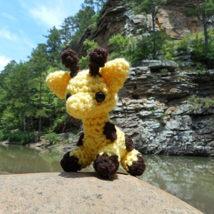 Giraffe Amigurumi- Crochet Giraffe - Mini Stuffed Giraffe - Plushy Stuffed Toy - Baby Shower Gift - Safari Toy Doll - Zoo Holiday Gift