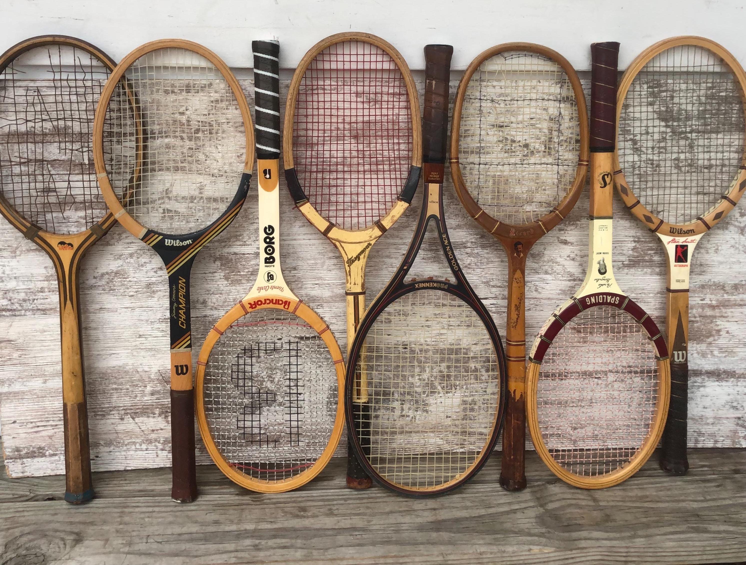 Raquette de tennis en bois d'occasion SPALDING vintage Richard 'pancho' Gonzalez Champion du Monde professionnel - Tendeur Alu Zephyr inclus ! - France