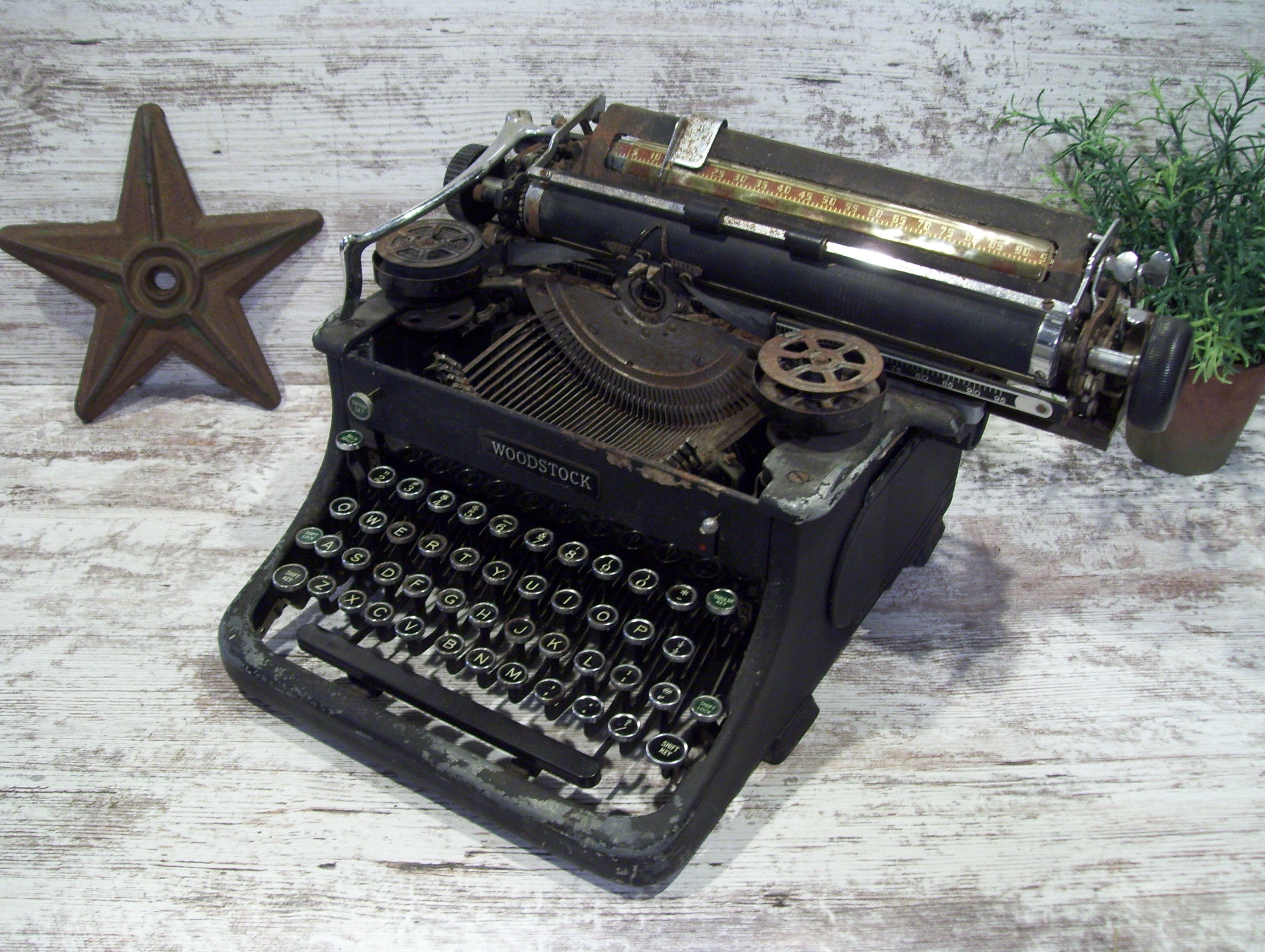 Vintage Woodstock Typewriter