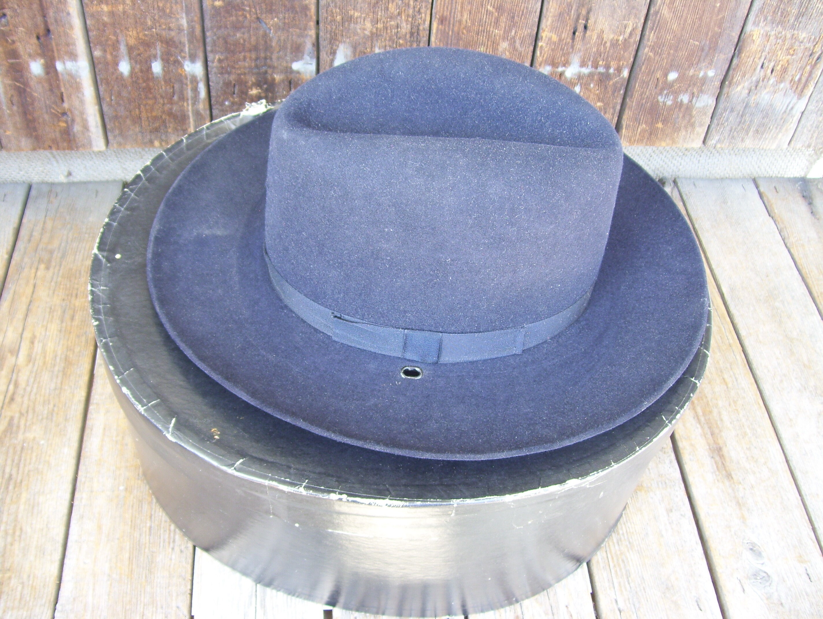 men's hat box