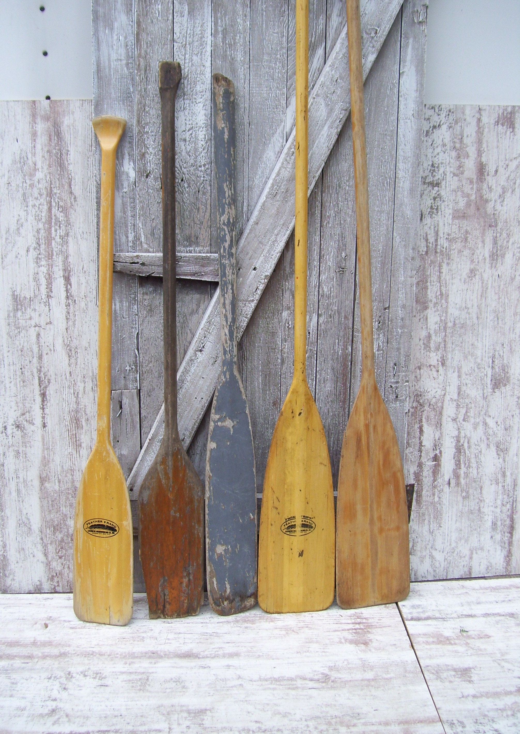 Vintage Wood Boat Oar Painted Paddles Wynn Locks Rustic Cabin Lodge