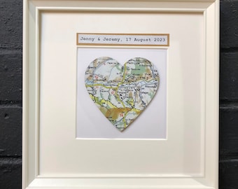 Personalised Location Frame in Heart shape, 5th anniversary WOOD gift, Map Heart Frame, Personalised location gift, Personalised Wedding
