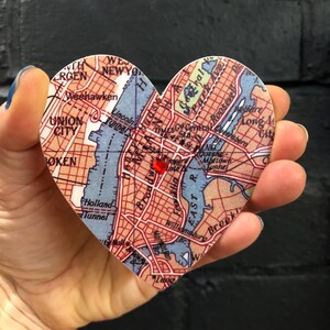 AIMANT POUR RÉFRIGÉRATEUR Cœurs de carte/lieu/ville personnalisés, nouveau cadeau de localisation de maison, aimants coeur, n'importe quel emplacement personnalisé, vintage ou nouvelles cartes