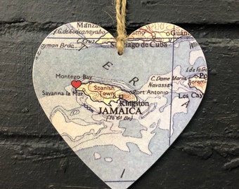 Personalised Valentine's Gift for Her or Him, Where We Met, Where We First Kissed, Romantic Gift, Personalised Wooden VINTAGE Map HEART