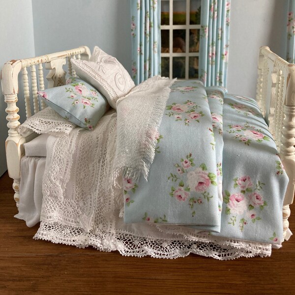 NEW - DOLLHOUSE MINIATURE shabby chic painted, distressed spool bed with carved head board and foot board, roses