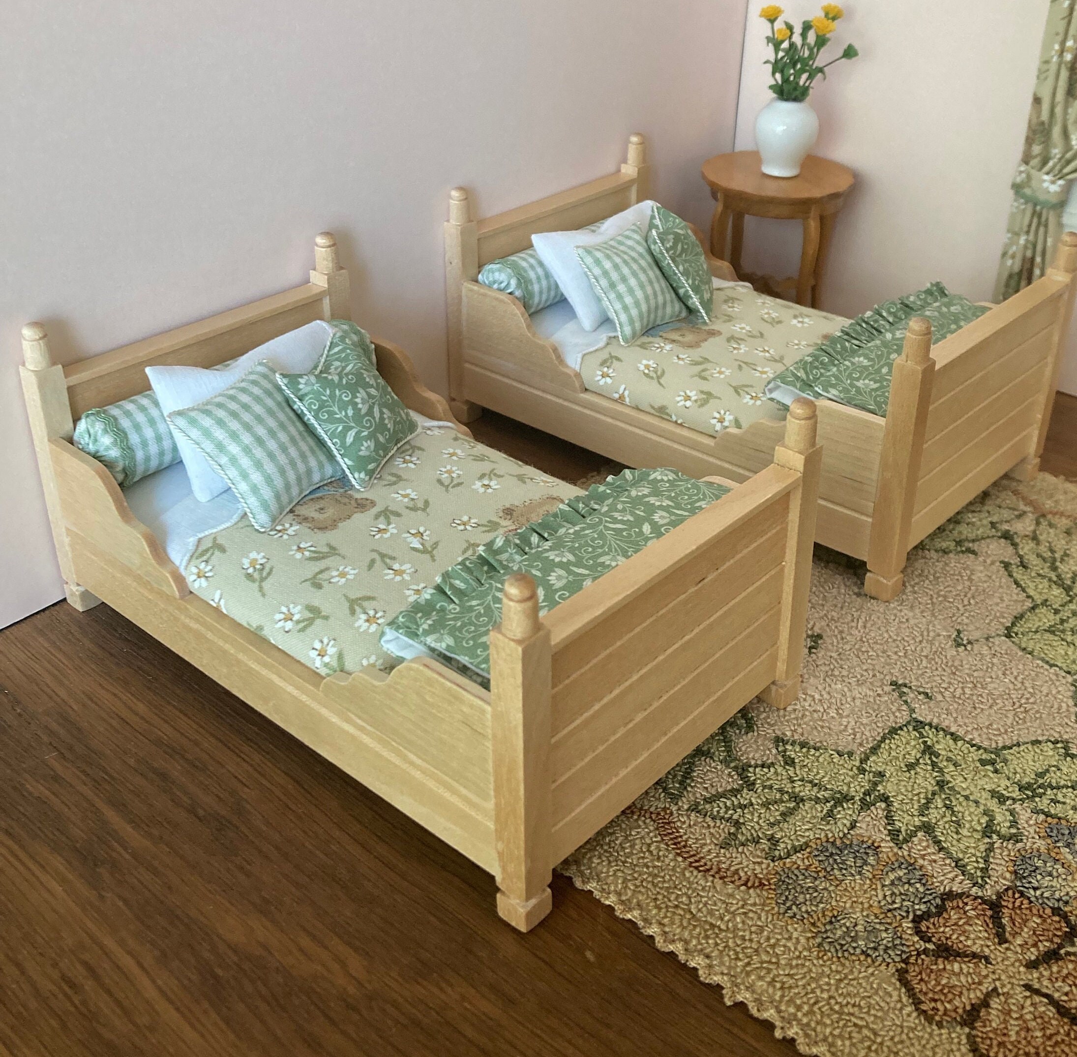 Dollhouse twin bed discount