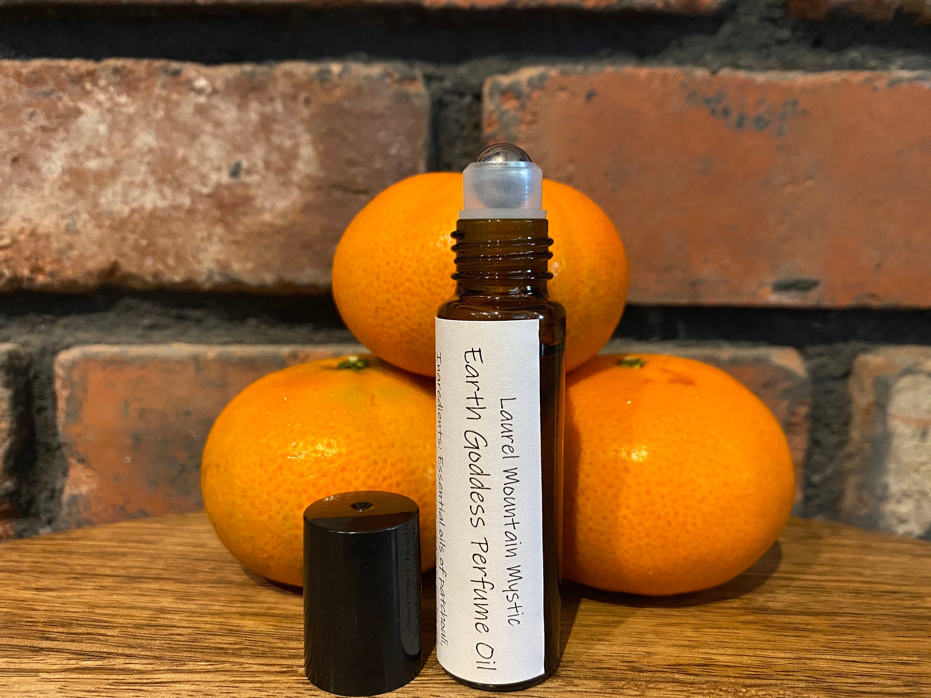 Miniature Goddess Perfume: Unboxing & Review - tsopp47