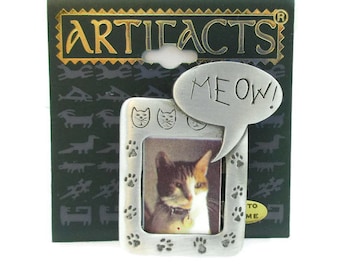 JJ Jonette MEOW Cat Picture Frame Pin Brooch Pewter Tone Vintage Jewelry NOS Signed Finish Gift Ideas Scarf Shawl Pin Cat Lovers Gi